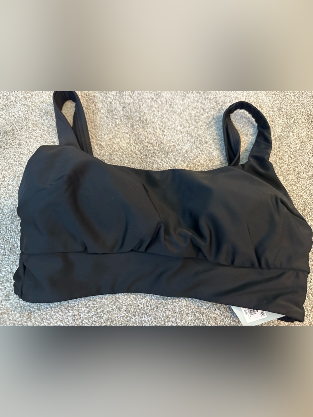 Shade &Shore women’s bathing suit top size8-10 NWT